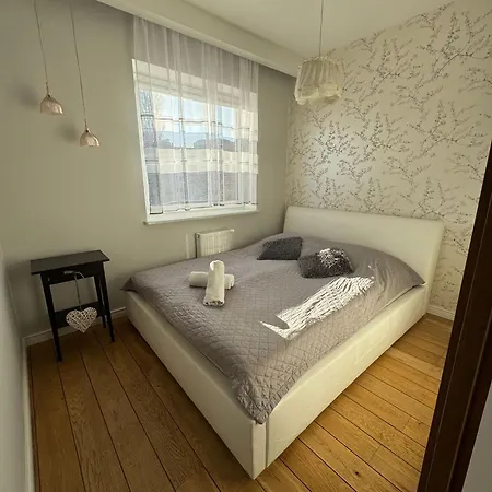 Starowiejska * グディニャ